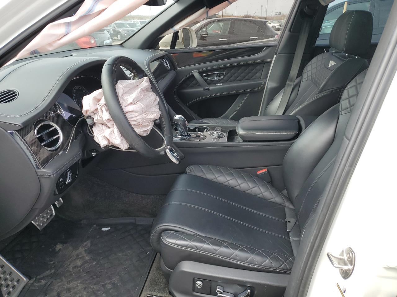SJAAM2ZV3KC025092-7