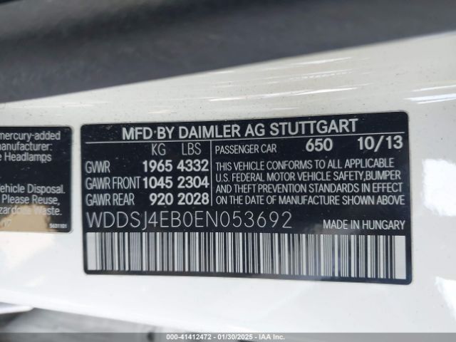 WDDSJ4EB0EN053692-9