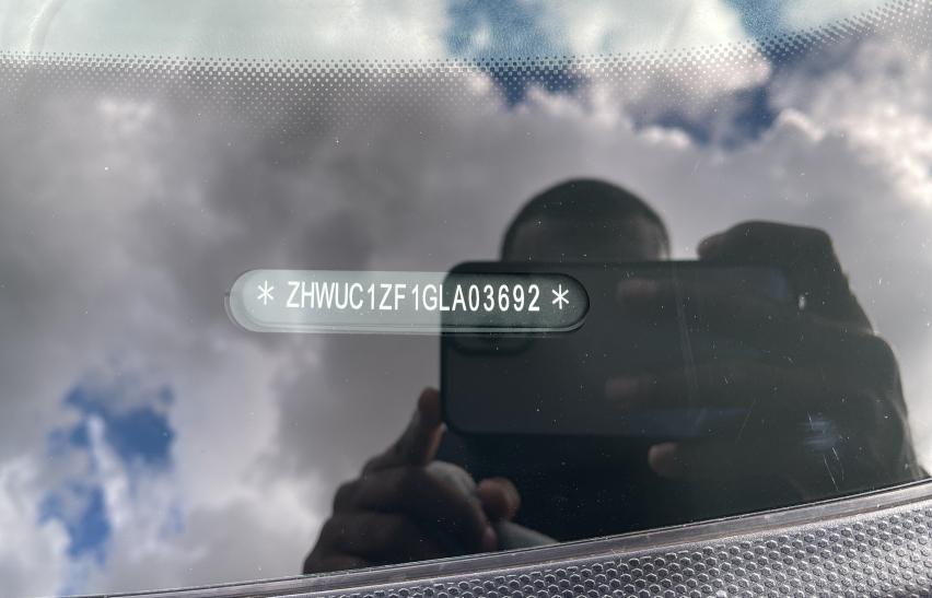 ZHWUC1ZF1GLA03692-10