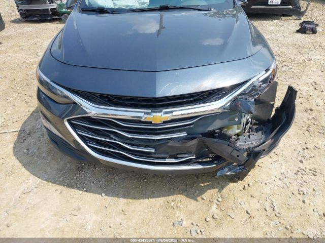 1G1ZD5ST1LF132095-6
