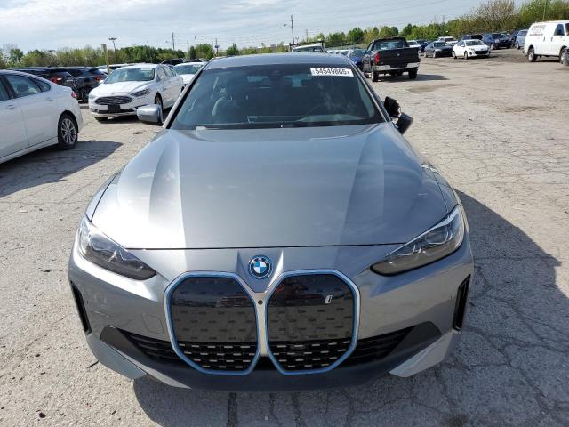 4 WBY43AW07PFR46642