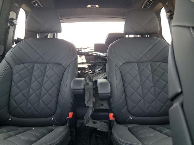 9 5UX23EM0XR9V63121