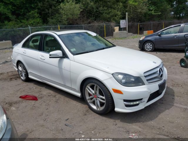 WDDGF8AB1DA793939-1